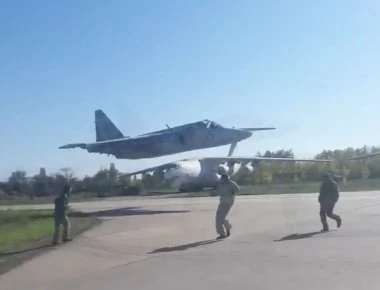 Νέο βίντεο με ουκρανικά μαχητικά που πετούν ξυστά στο έδαφος